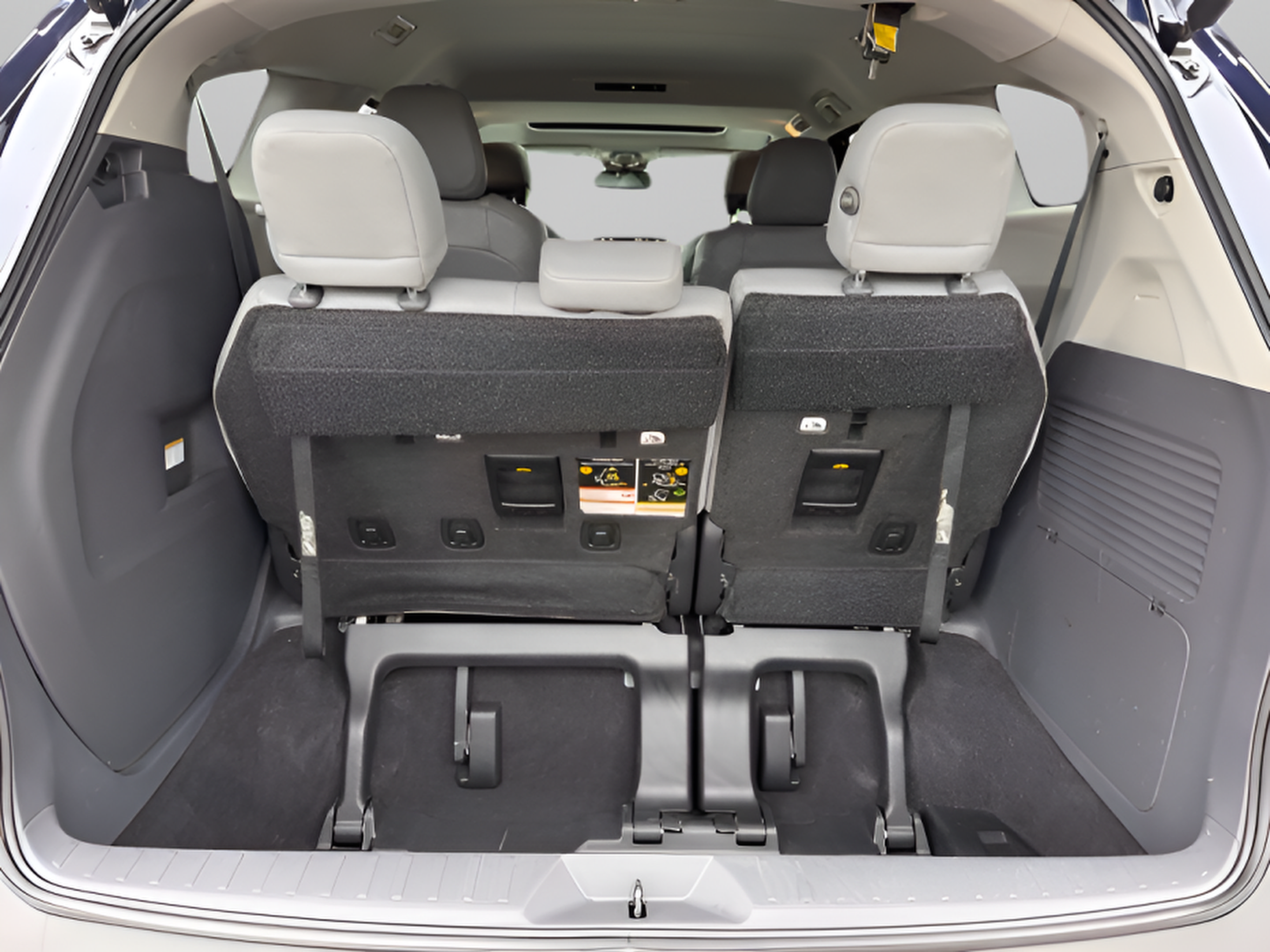 Used 2023 Toyota Sienna XLE AWD/4WD image 26