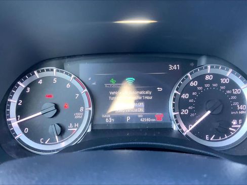 Used 2024 Toyota Highlander LE image 22