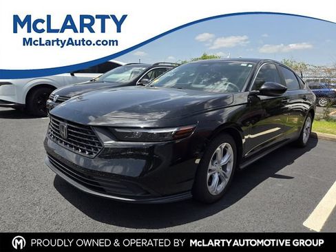Used 2023 Honda Accord LX image 1