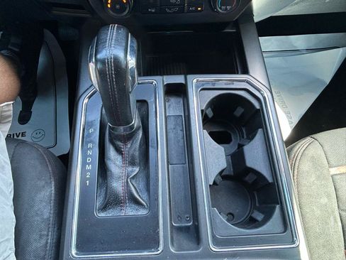 Used 2017 Ford F150 XLT w/ Equipment Group 302A Luxury AWD/4WD image 26
