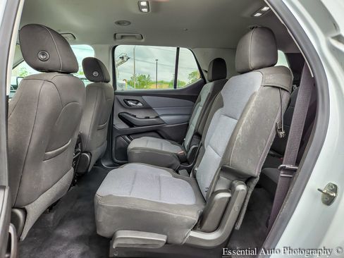 Used 2019 Chevrolet Traverse LT AWD/4WD image 9