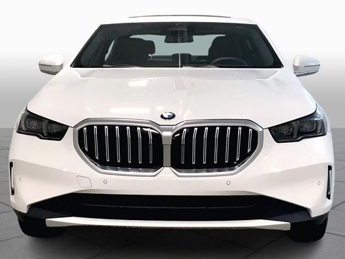 New 2026 BMW 530i xDrive w/ Premium Package AWD/4WD image 3