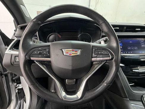 Used 2020 Cadillac XT6 Sport AWD/4WD image 16