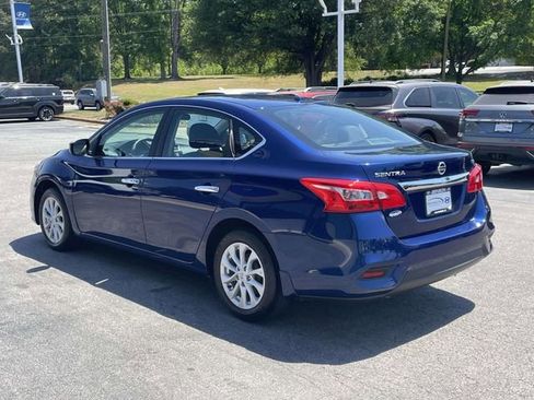 Used 2018 Nissan Sentra SV FWD image 4