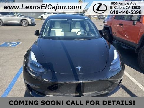 Used 2023 Tesla Model 3 Standard Range image 5