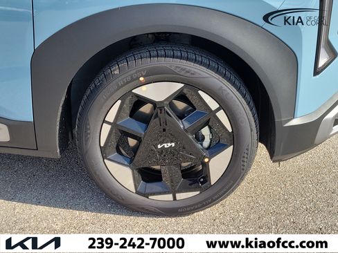 New 2027 Kia Seltos S FWD image 7