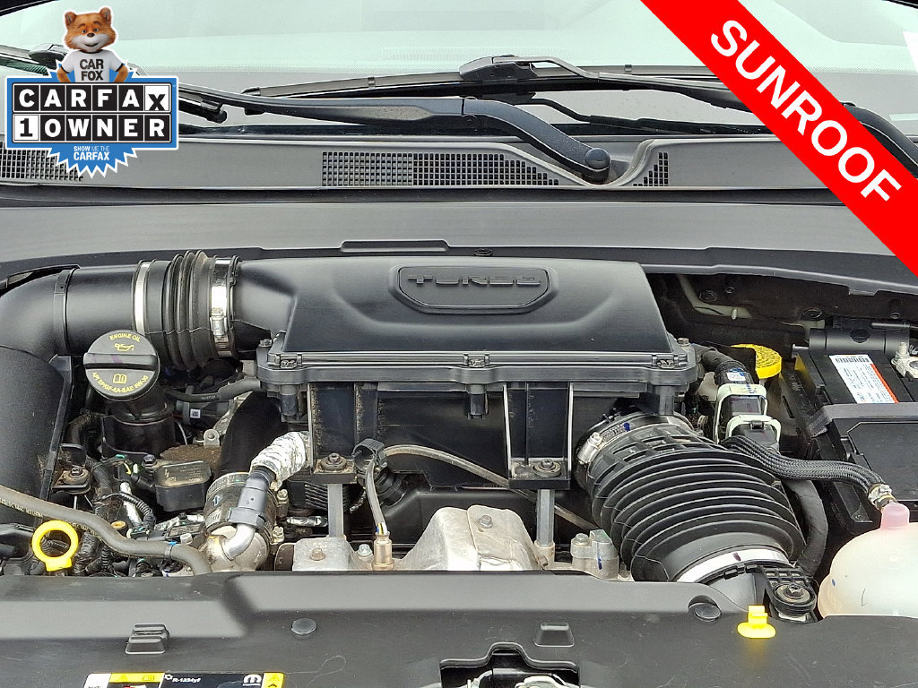 Used 2024 Jeep Compass Latitude w/ Sun and Sound Group AWD/4WD image 28