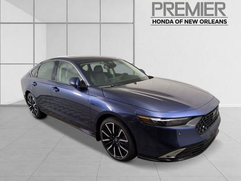 New 2026 Honda Accord Touring image 7