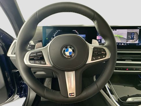 New 2026 BMW X7 xDrive40i w/ M Sport Package image 11