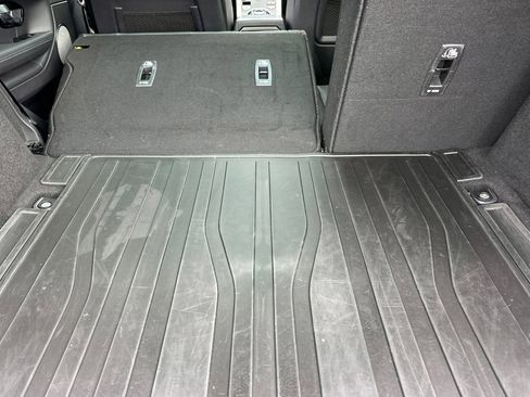 Used 2019 Land Rover Range Rover Evoque HSE Dynamic image 33