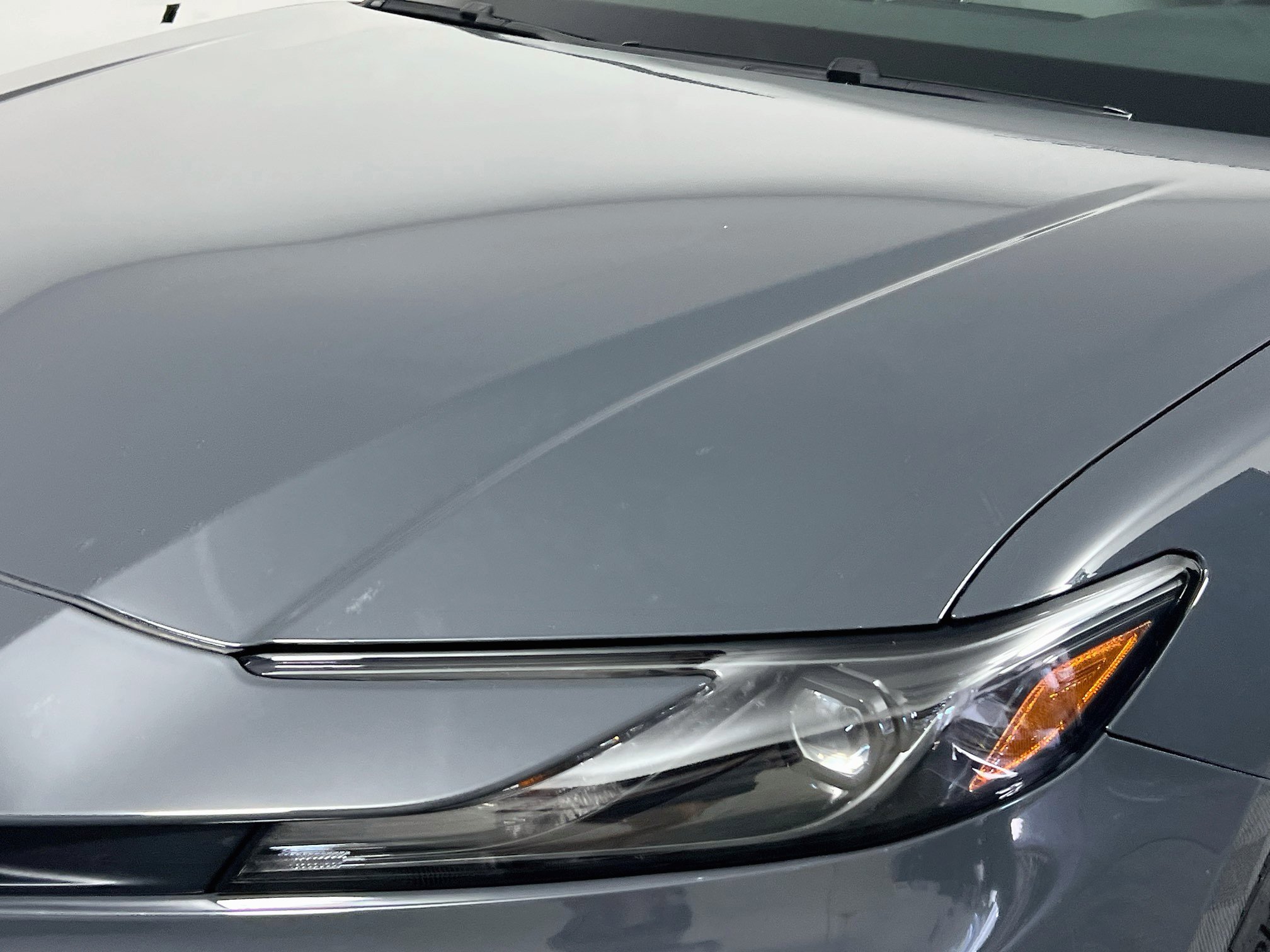 Used 2025 Toyota Camry SE FWD image 11