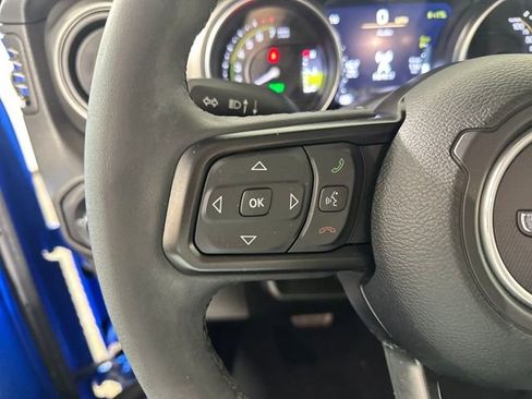 Used 2023 Jeep Wrangler Unlimited w/ Cold Weather Group image 15