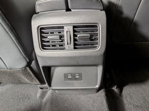 Used 2024 Nissan Rogue SV w/ SV Premium Package image 28