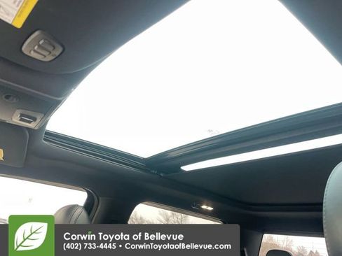 Used 2015 Ford F150 Platinum w/ Equipment Group 701A Luxury image 24