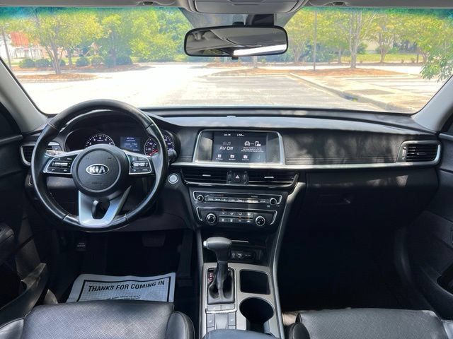 Used 2020 Kia Optima SE FWD image 25