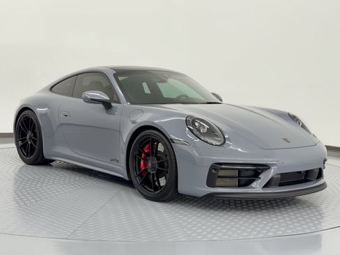 Certified 2024 Porsche 911 Carrera GTS RWD image 7