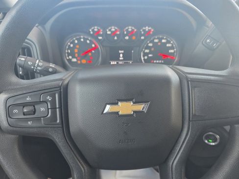 Used 2024 Chevrolet Silverado 2500 Custom w/ Custom Convenience Package image 14