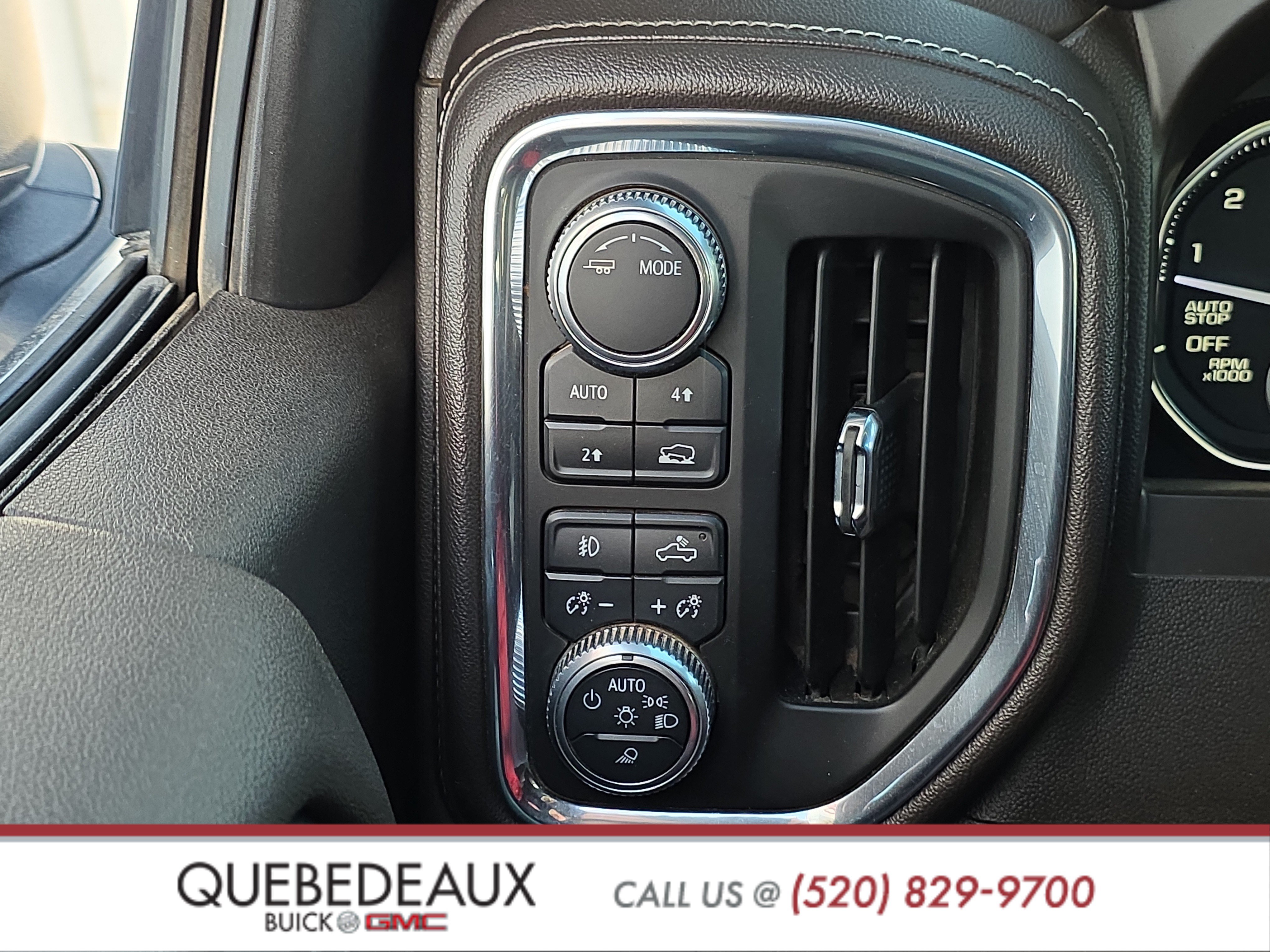 Used 2020 GMC Sierra 1500 SLT w/ SLT Premium Plus Package AWD/4WD image 17