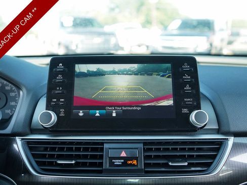 Used 2021 Honda Accord Sport Special Edition image 11