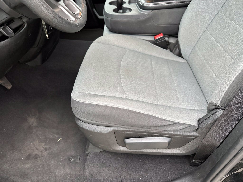 Used 2024 RAM 1500 Classic SLT AWD/4WD image 41