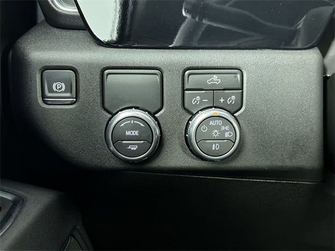 Used 2026 GMC Sierra 1500 Elevation image 18