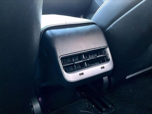 Used 2019 Tesla Model 3 Long Range image 10