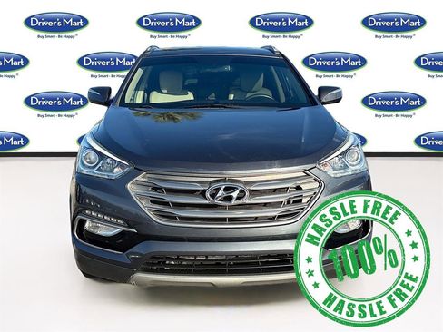 Used 2017 Hyundai Santa Fe Sport image 2