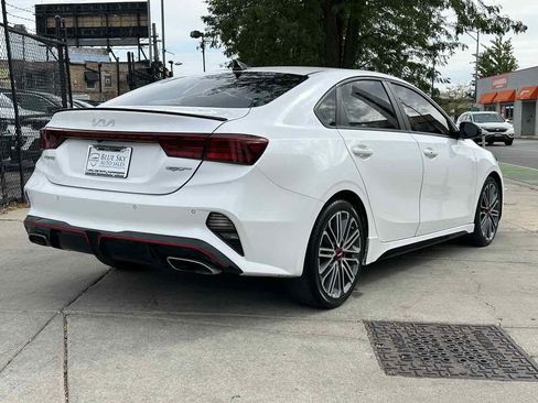 Used 2023 Kia Forte GT w/ GT2 Package FWD image 5