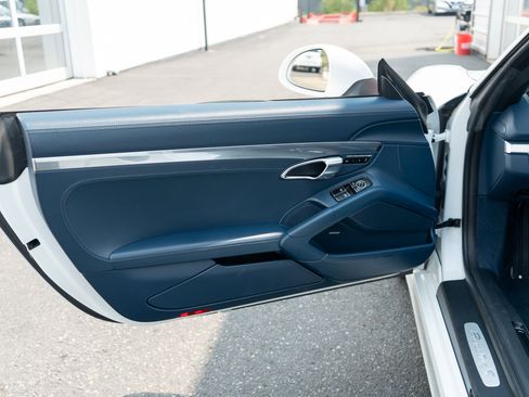 Used 2013 Porsche Boxster S RWD image 12