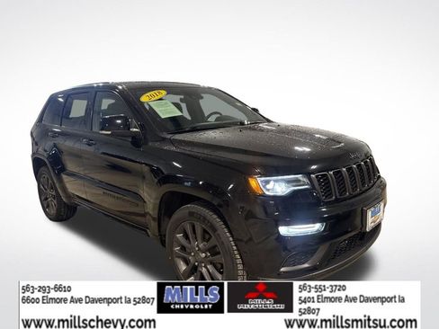 Used 2018 Jeep Grand Cherokee High Altitude image 3
