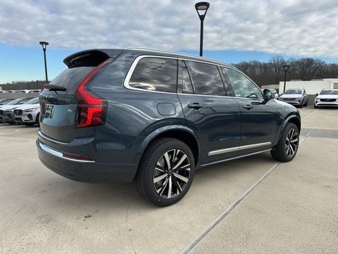 New 2026 Volvo XC90 B6 Core image 7