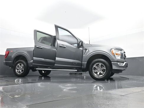 Used 2023 Ford F150 XLT w/ XTR Package image 30