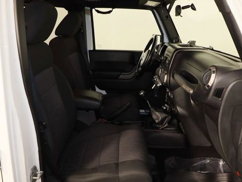 Used 2011 Jeep Wrangler Unlimited Sport image 20