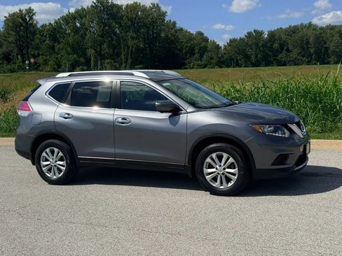 Used 2016 Nissan Rogue SV w/ SV Premium Package AWD/4WD image 33