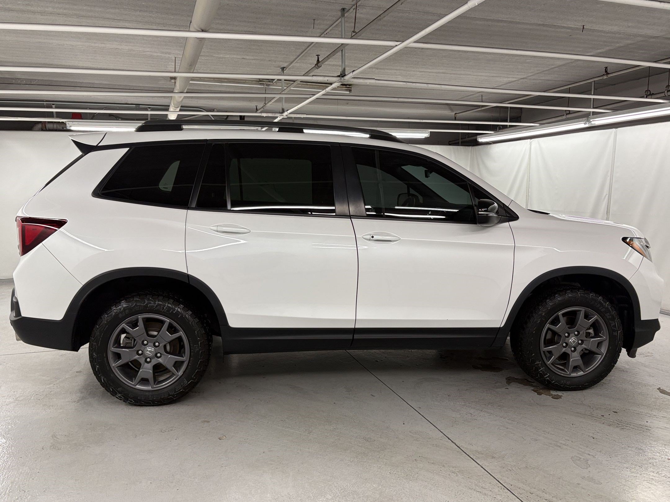 Used 2024 Honda Passport TrailSport image 8