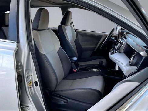 Used 2013 Toyota RAV4 XLE FWD image 26