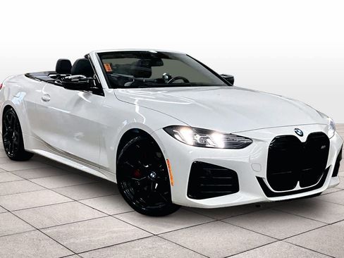 Certified 2025 BMW M440i Convertible w/ Premium Package image 2