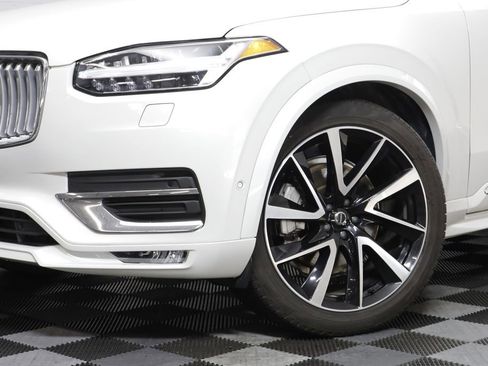 Used 2024 Volvo XC90 B6 Ultimate w/ Protection Package Premier AWD/4WD image 3