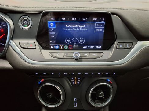 Used 2021 Chevrolet Blazer LT FWD image 23