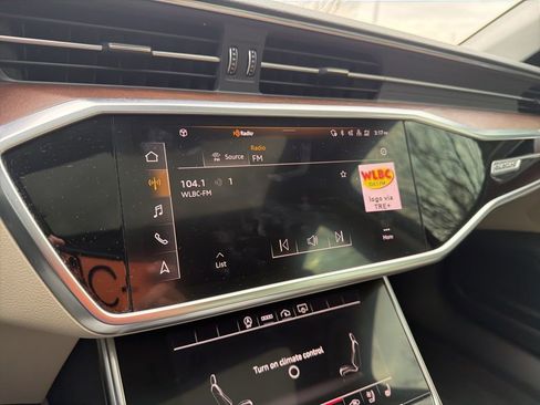 Used 2021 Audi A6 Premium Plus w/ Premium Plus Package image 30