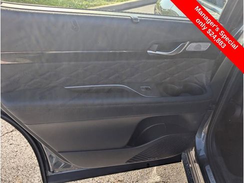 Used 2021 Hyundai Palisade Calligraphy image 11