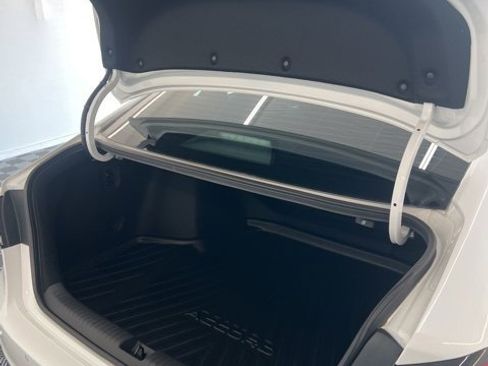 Certified 2025 Honda Accord Touring image 24