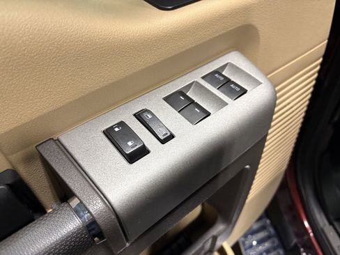 Used 2016 Ford F450 Lariat w/ Chrome Package image 25