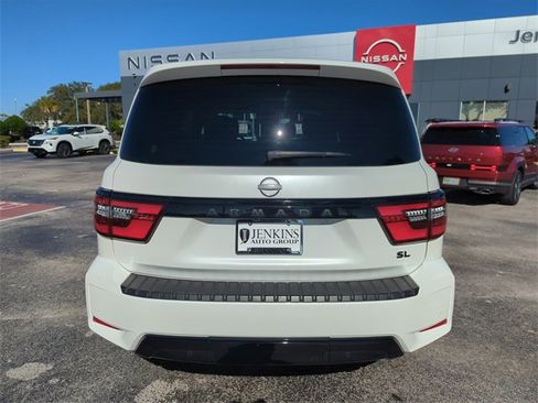 Certified 2023 Nissan Armada SL w/ Midnight Edition Package image 5