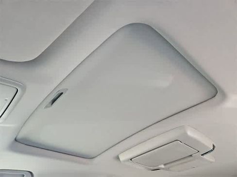 Used 2023 Honda Odyssey Elite image 20