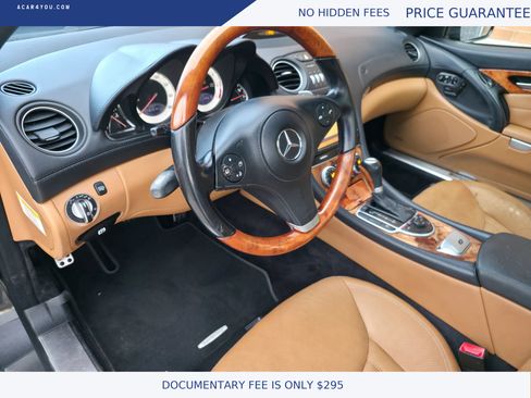 Used 2011 Mercedes-Benz SL 550 image 17