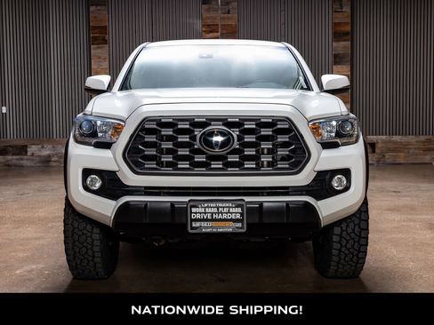 Used 2022 Toyota Tacoma TRD Off-Road image 4