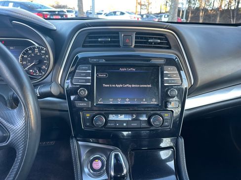 Used 2023 Nissan Maxima SV w/ Floor Mat Group image 27