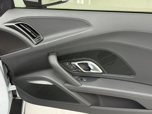 Used 2022 Audi R8 V10 performance image 14