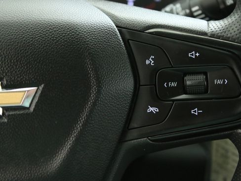 Used 2024 Chevrolet Trax LS w/ Driver Confidence Package FWD image 16